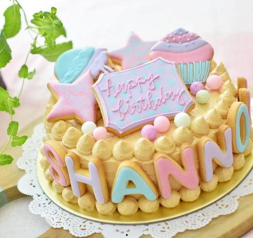 吃瓜图片网红女孩蛋糕,吃瓜图片中的甜蜜诱惑